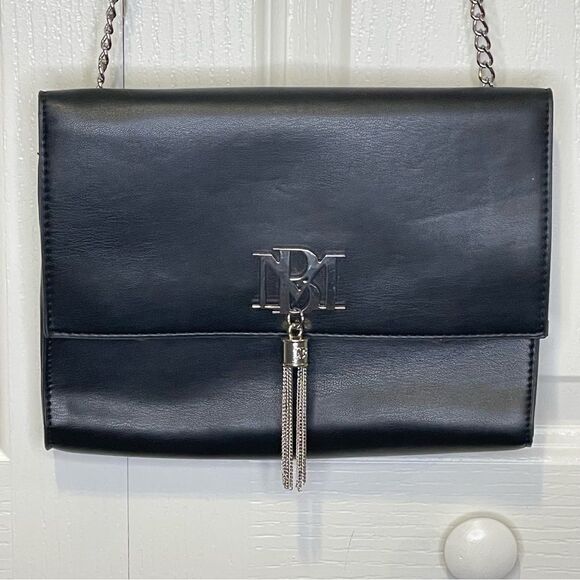 Badgley Mischka Handbags - Badgley Mischka Metal Fringe Purse Black With Long Silver Chain